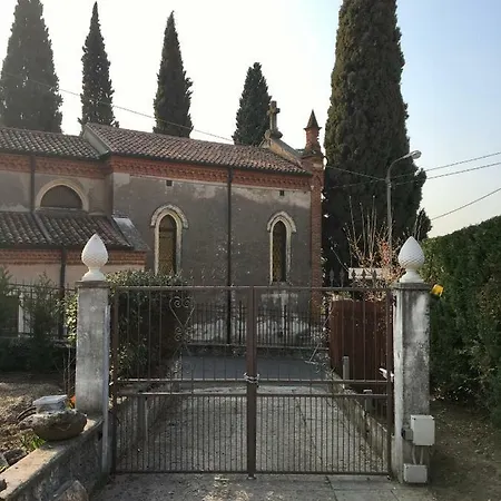 Castel Montorio ヴェローナ